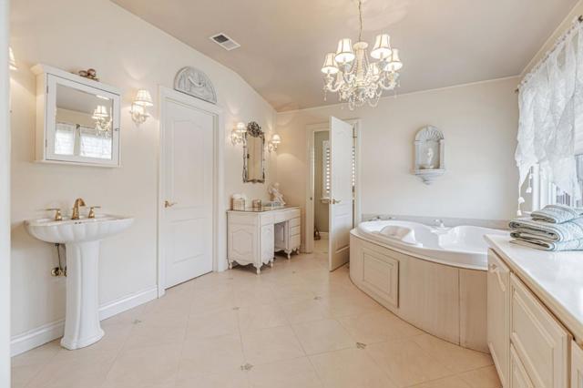 290 Bonnie Lane, Hollister CA: https://media.crmls.org/mediaz/88b6657b-1ddd-4abf-8c4a-8c4a4ac28c9a.jpg