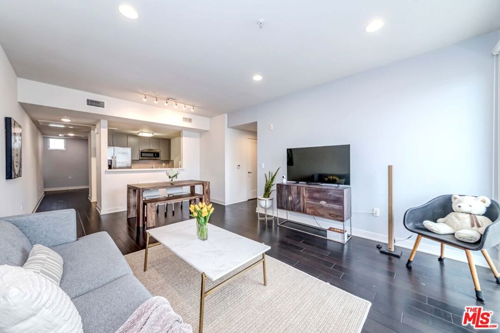 436 S Virgil Avenue #PH 1