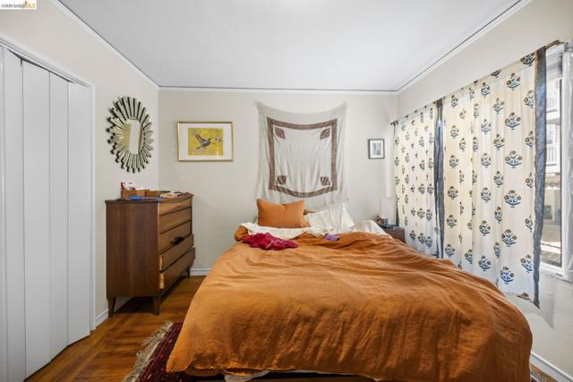 Image 15 of 38 For 367 St  