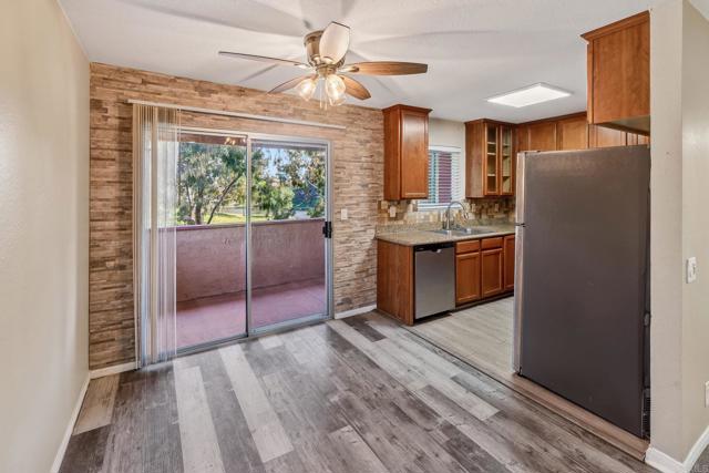 Detail Gallery Image 7 of 33 For 514 Calle Montecito #80,  Oceanside,  CA 92057 - 2 Beds | 2 Baths