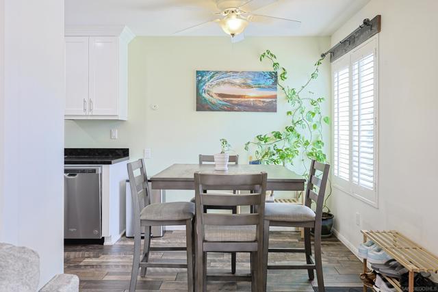 3454 Castle Glen Dr., San Diego CA: https://media.crmls.org/mediaz/88ba1f81-a0b6-418e-91c2-6adaafa48306.jpg