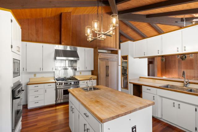 1474 Deer Flat Road, Monterey CA: https://media.crmls.org/mediaz/88ba9688-2db5-49f4-a54f-85e240ac757a.jpg