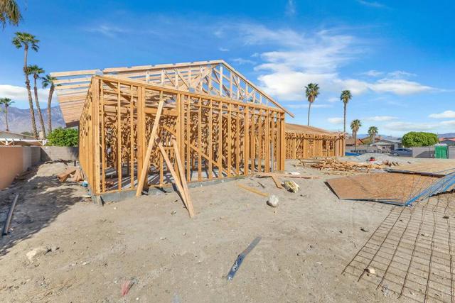 68855 Ortega Road, Cathedral City CA: https://media.crmls.org/mediaz/88bbf06b-5f08-4dd0-8bfa-77db4b0ab314.jpg