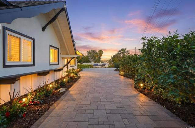 Detail Gallery Image 52 of 69 For 323 Glencrest Dr, Solana Beach,  CA 92075 - 3 Beds | 2 Baths