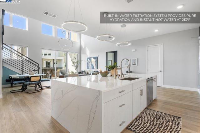 2250 Kilowatt Way, Fremont CA: https://media.crmls.org/mediaz/88bc94e2-64a4-437f-a1ef-d6a03104ae16.jpg