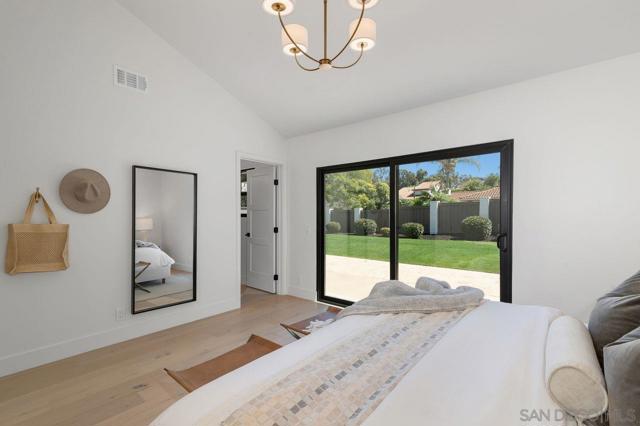 1127 Santa Rufina Court, Solana Beach CA: https://media.crmls.org/mediaz/88c09005-37a8-41a5-b7b6-25dde0df7cfb.jpg