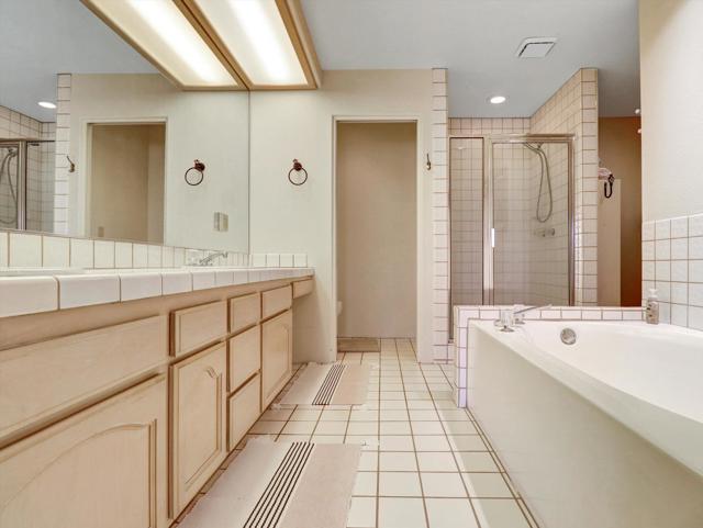 64122 Doral Drive, Desert Hot Springs CA: https://media.crmls.org/mediaz/88c17033-1f72-4394-8c52-662a3bfb631c.jpg