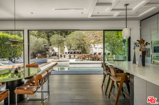 8145 Willow Glen Road, Los Angeles CA: https://media.crmls.org/mediaz/88c17c54-d6c3-4aaa-a85b-2e083a4c1e2d.jpg