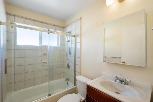139 Santa Paula Drive, Daly City CA: https://media.crmls.org/mediaz/88c2b7cc-21aa-4aad-8521-505e588e870b.jpg