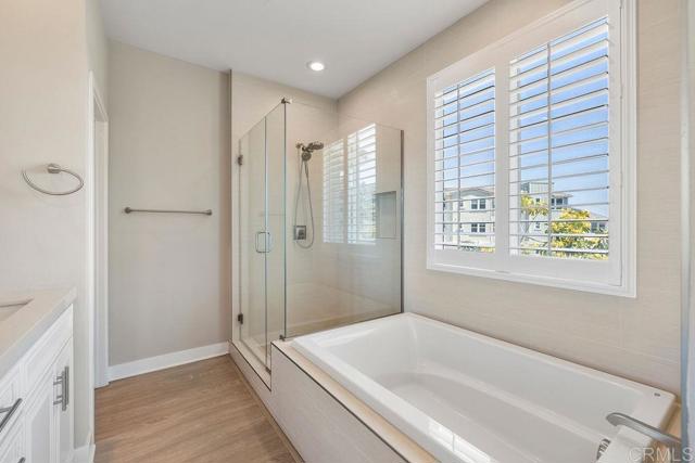 Detail Gallery Image 23 of 39 For 1105 Hibiscus Way, Oceanside,  CA 92054 - 3 Beds | 2/1 Baths