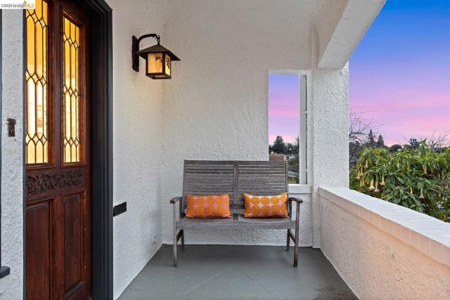 Image 3 of 58 For 685 Calmar Ave