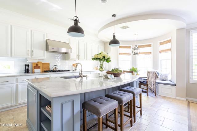 3269 Morning Ridge Avenue, Thousand Oaks CA: https://media.crmls.org/mediaz/88c33c1b-10ad-4ad7-bd7c-8a319e9c16be.jpg