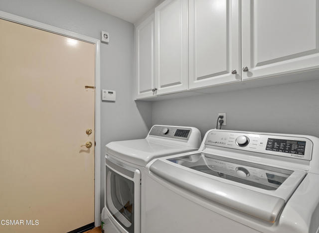 2336 Summerwind Place, Carlsbad CA: https://media.crmls.org/mediaz/88c3a5ec-3cf4-40bf-a34f-d63782a67135.jpg