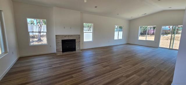 11989 Raceway Lane, Lakeside CA: https://media.crmls.org/mediaz/88c3efd1-3f9f-400d-9a11-a0385172d094.jpg