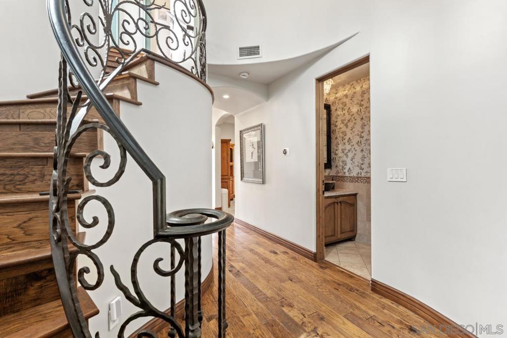7964 Prospect - photo 6