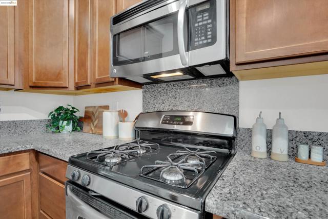 2284 Morrow St, Hayward CA: https://media.crmls.org/mediaz/88c5ccd0-d5da-41fa-b2c6-554d5d7a59e1.jpg