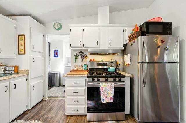 1117 Baldwin Street, Salinas CA: https://media.crmls.org/mediaz/88c5fc3b-8cd9-4649-9870-73d5dfb6799c.jpg