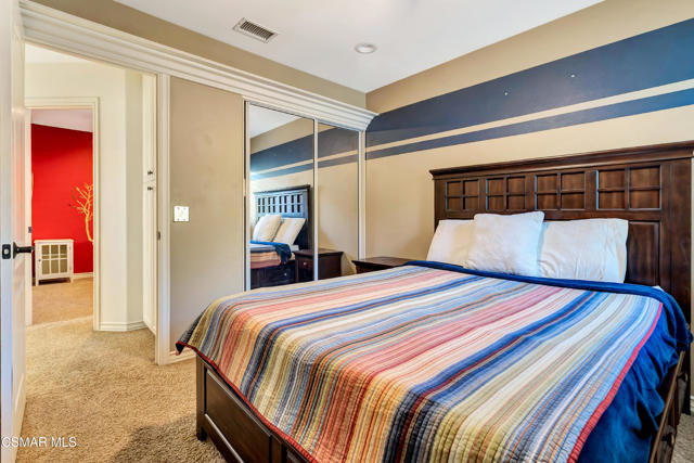 5177 Pesto Way, Oak Park CA: https://media.crmls.org/mediaz/88c66278-dda3-46c7-8150-685b85fe03e1.jpg