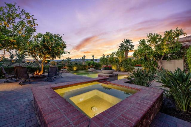 48385 Vista Calico, La Quinta CA: https://media.crmls.org/mediaz/88c72fef-7d47-4629-903a-a420ed7c1aaf.jpg