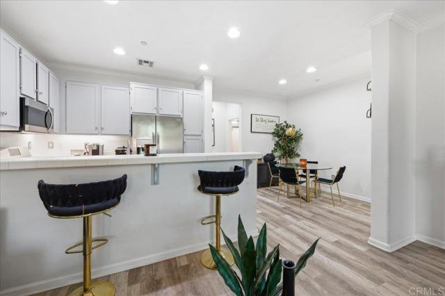 Image 16 of 48 For 2725 Apricot Court