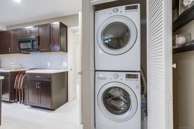 3415 19 Madison Ave, San Diego CA: https://media.crmls.org/mediaz/88c837d1-3786-4844-aeb5-d0a034e0e2a0.jpg