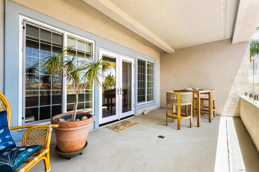 1128 Las Flores - photo 8