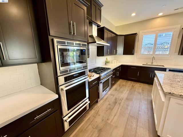 1500 Arroyo Rd, Livermore CA: https://media.crmls.org/mediaz/88c993f8-2d7f-42d6-aa35-05b2f6656af8.jpg