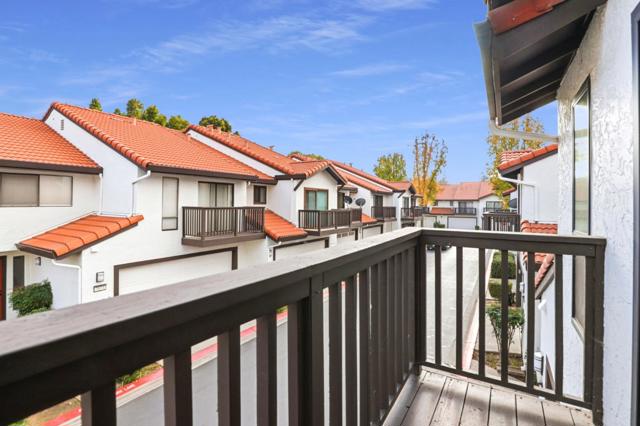 7067 Mount Vernon Way, Gilroy CA: https://media.crmls.org/mediaz/88cc9551-1150-46e3-ad56-e15cde47807b.jpg