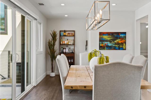 322 Elm Street, San Carlos CA: https://media.crmls.org/mediaz/88ccc11c-afb5-4749-b51f-902c768b7d0d.jpg