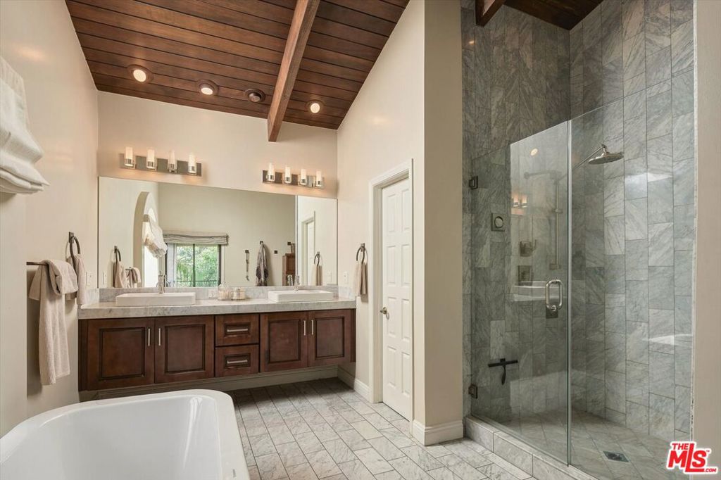 MLS #26977503 image #37