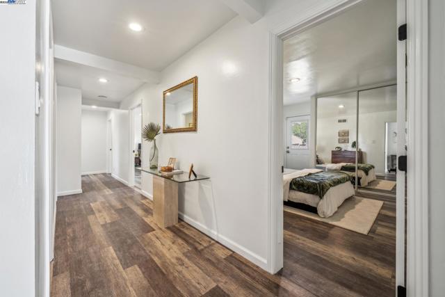 316 3Rd Ave S, Pleasant Hill CA: https://media.crmls.org/mediaz/88ce2794-fad5-42dd-9555-28f8ae5257f2.jpg