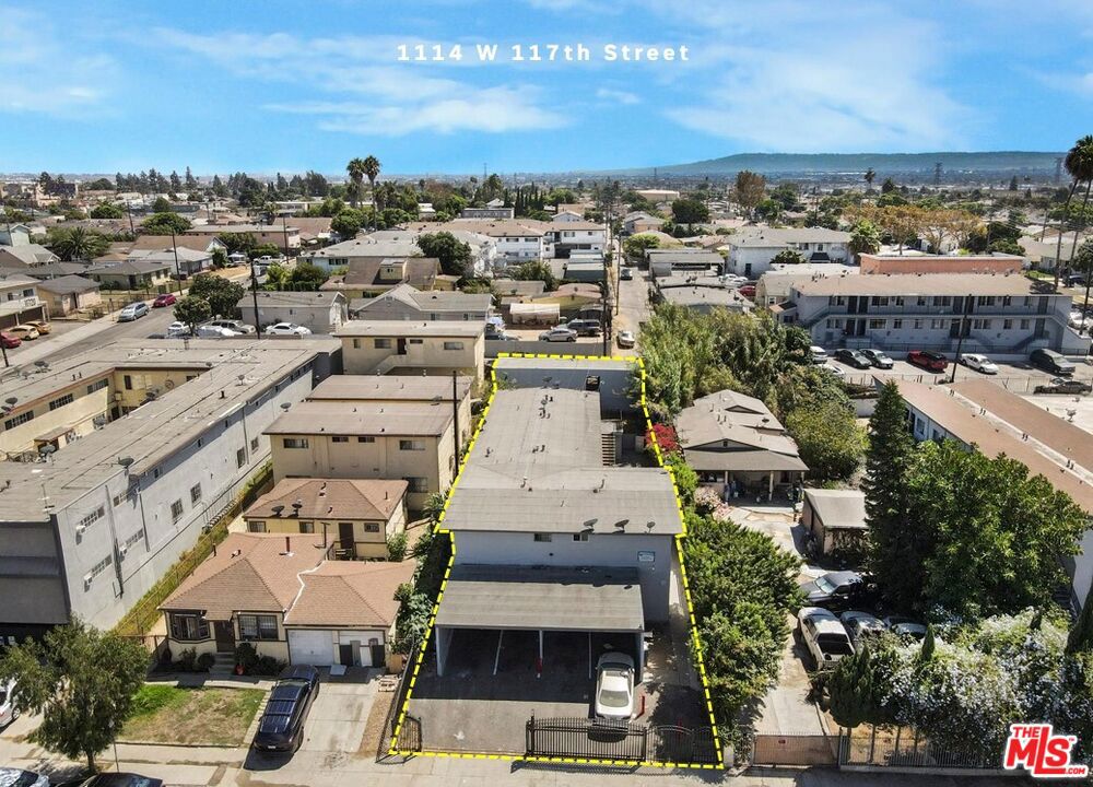 Multifamily at 1114 W 117th Street