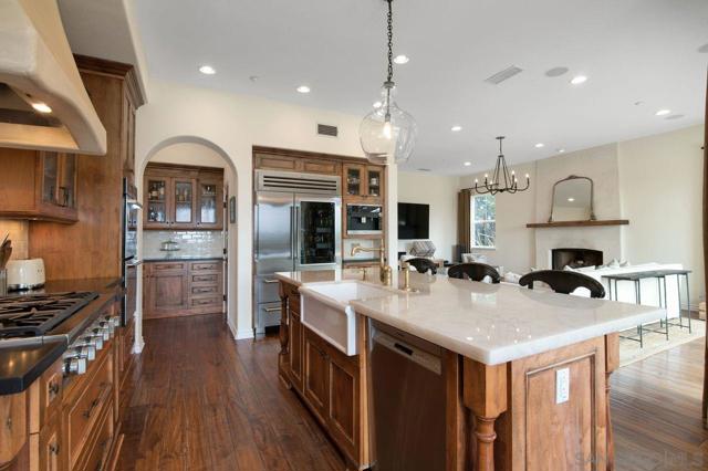 1460 Lauren Court, Encinitas CA: https://media.crmls.org/mediaz/88cec2e4-479e-41d7-a786-fa2a300be1a8.jpg
