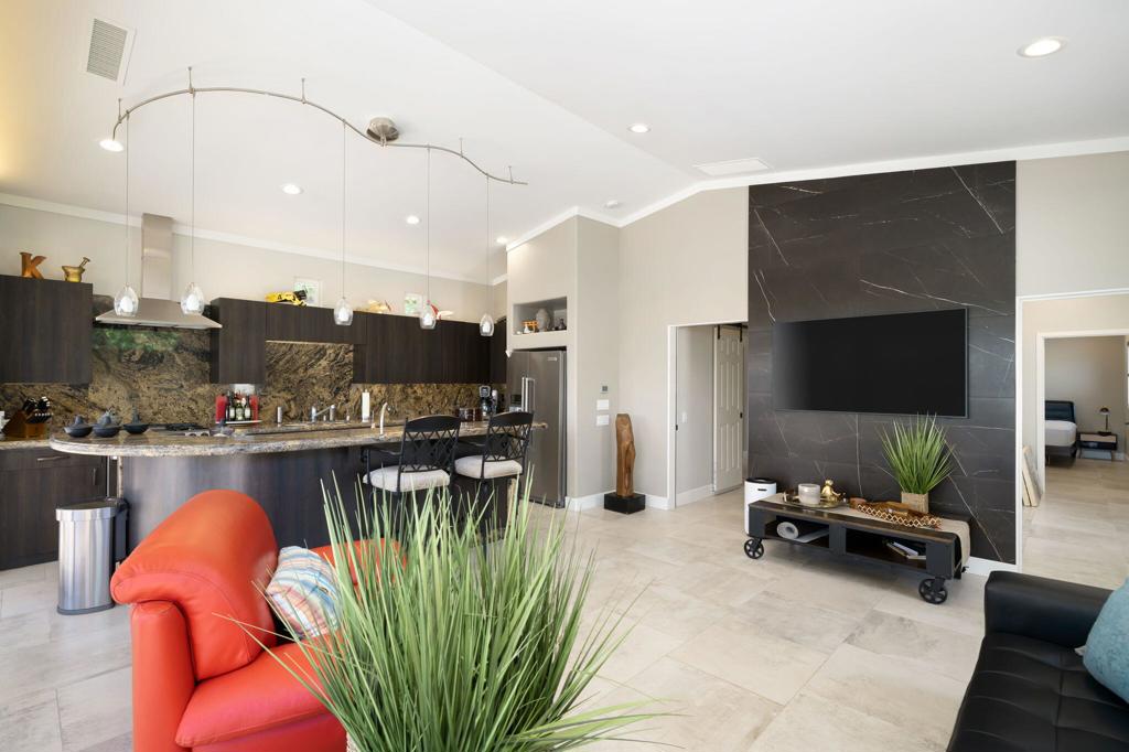 MLS #219138418DA image #3