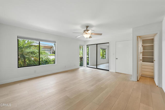 Detail Gallery Image 15 of 49 For 18731 Hatteras St #35,  Tarzana,  CA 91356 - 3 Beds | 2/1 Baths