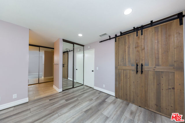 1017 Via Colinas, Thousand Oaks CA: https://media.crmls.org/mediaz/88d10de3-da1e-4f6f-b9dd-305aee1e0a78.jpg