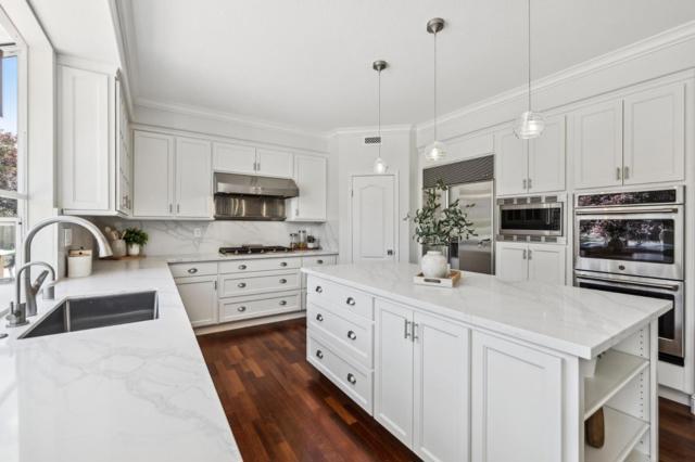 910 Governors Bay Drive, Redwood City CA: https://media.crmls.org/mediaz/88d1417b-55ce-45bf-95b1-e42e7082d1de.jpg