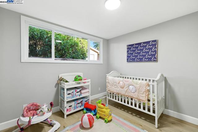 30456 Hoylake St, Hayward CA: https://media.crmls.org/mediaz/88d278a0-fc98-4412-8a91-280ac91b6f54.jpg