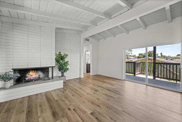 7855 Montana Street, Lemon Grove CA: https://media.crmls.org/mediaz/88d3317d-38ed-438f-8647-5a00ada49637.jpg