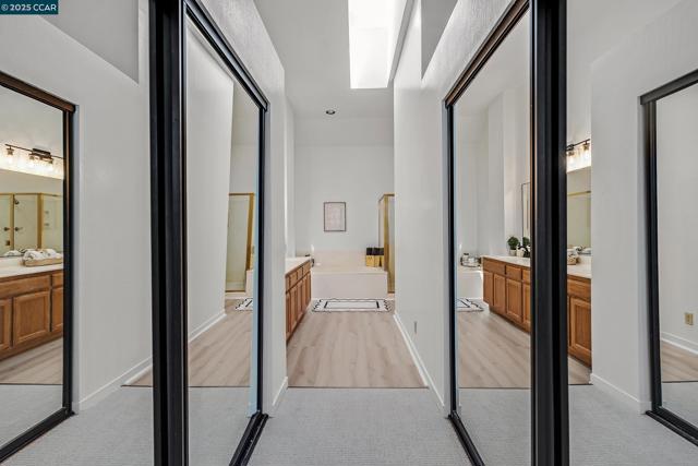 205 Kingswood Ct, Danville CA: https://media.crmls.org/mediaz/88d3c6fd-658d-4db0-960f-30d8acb045a6.jpg