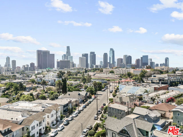 1605 Council Street, Los Angeles, California 90026, 3 Bedrooms Bedrooms, ,1 BathroomBathrooms,Single Family Residence,For Sale,Council,24425261