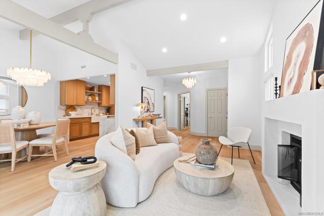 1617 Blossom Field Way, Encinitas CA: https://media.crmls.org/mediaz/88d51a44-e441-4baf-a307-becd1e6c93c1.jpg