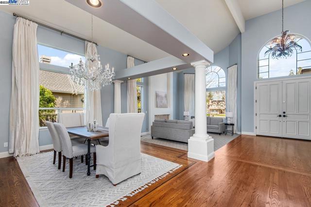 2405 Vintage Lane, Livermore CA: https://media.crmls.org/mediaz/88d55c1b-26bf-4ea7-87bc-ef3185f4f38d.jpg