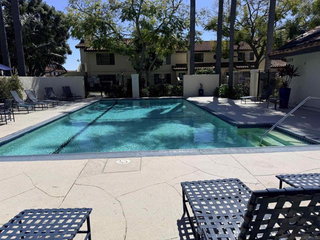 Image 25 of 27 For 4240 Porte De Merano 71