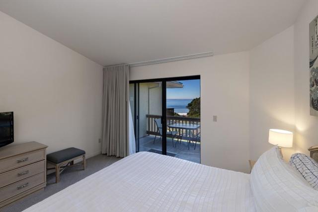 31 Seascape Resort Drive, Aptos CA: https://media.crmls.org/mediaz/88d6e2f8-01aa-4c32-8df1-6b988844061f.jpg