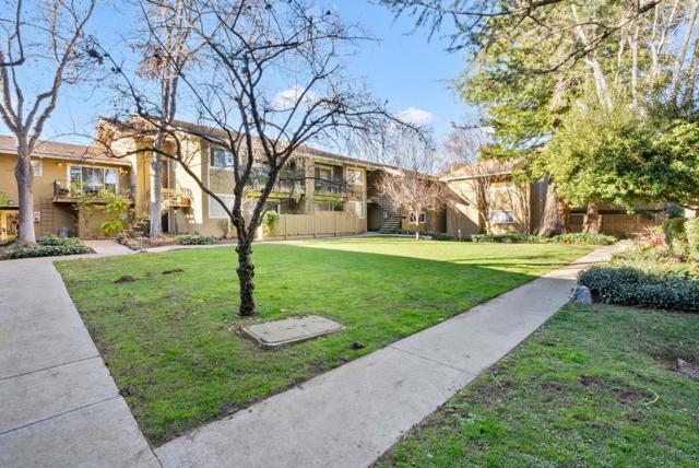 420 Alberto Way, Los Gatos CA: https://media.crmls.org/mediaz/88d70013-2d08-439a-ac84-f0e0c5ece769.jpg