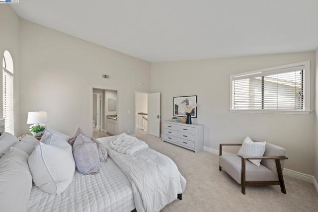3664 Thrush Terrace, Fremont CA: https://media.crmls.org/mediaz/88d788a1-db23-4378-91a9-6c0ec5be60a8.jpg