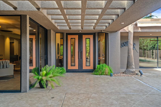 79200 Jack Rabbit Trail, La Quinta CA: https://media.crmls.org/mediaz/88d7dedb-4faf-4d5a-b59e-1d619b640f43.jpg