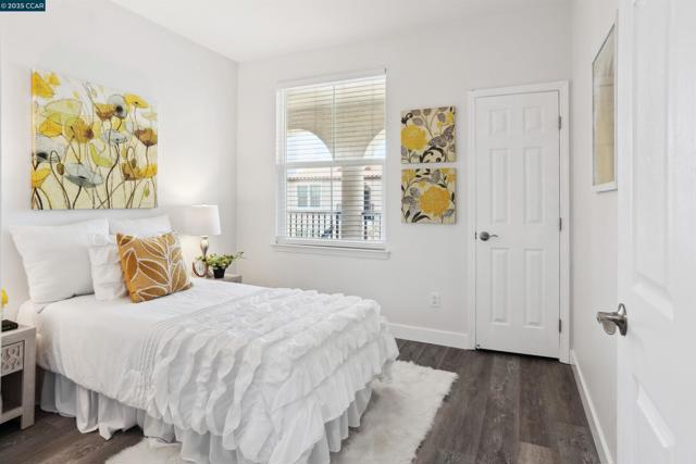 3240 Maguire Way, Dublin CA: https://media.crmls.org/mediaz/88d8043d-8657-4885-8004-45d6128bad4a.jpg