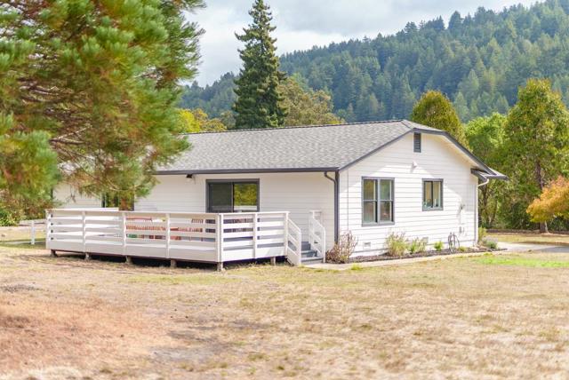 3245 Soquel San Jose Road, Soquel CA: https://media.crmls.org/mediaz/88d8108d-be06-49f6-906a-00991b3c25c2.jpg